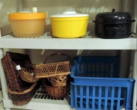 KITCHENWARE AND BASKETS