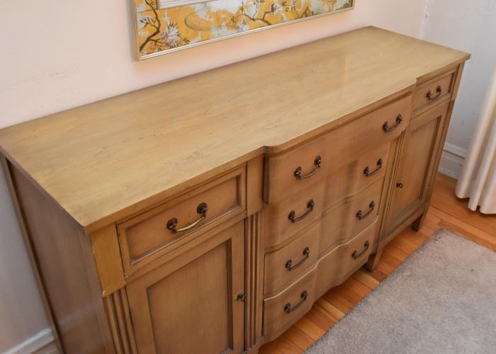 Vintage Sideboard / Buffet