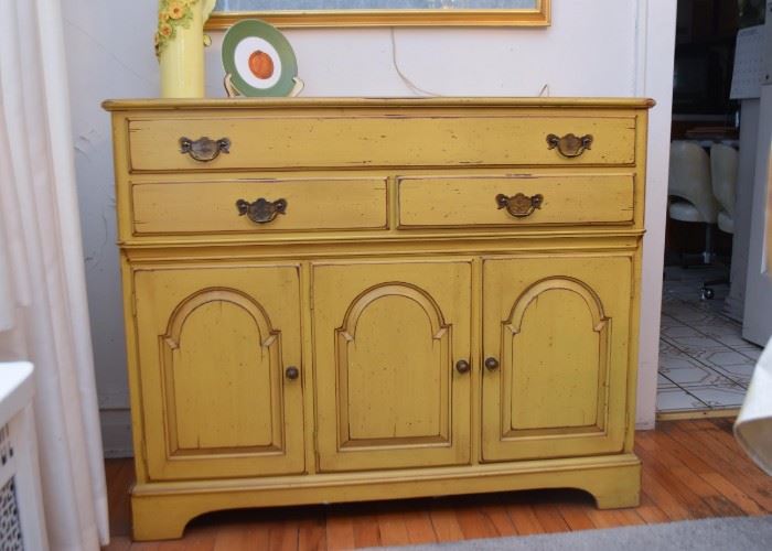 Vintage Sideboard / Buffet / Cabinet