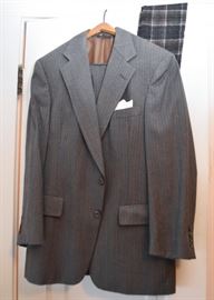 Men's Suits & Jackets