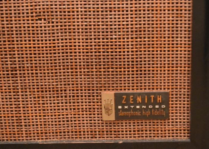 Vintage Zenith Extended Stereophonic High Fidelity Music Cabinet (with AM / FM Radio & Turntable)