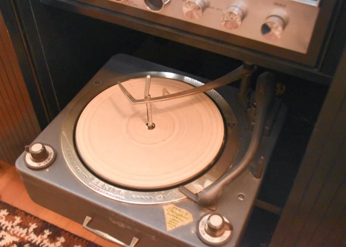 Vintage Zenith Extended Stereophonic High Fidelity Music Cabinet (with AM / FM Radio & Turntable)