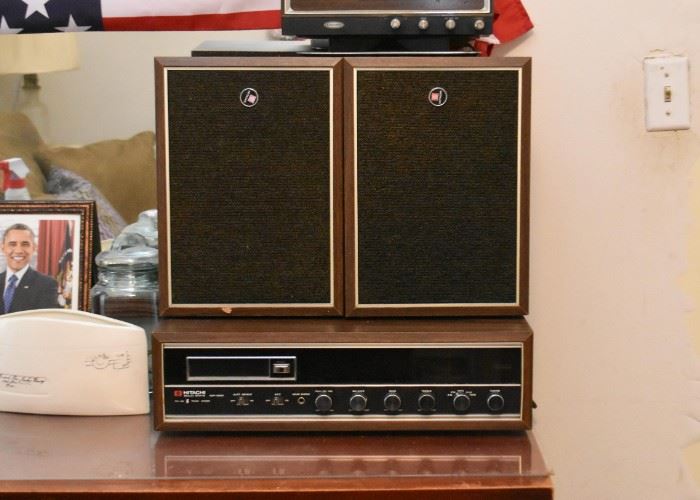 Vintage Hitachi Solid State 8 Track Player with AM / FM Stereo