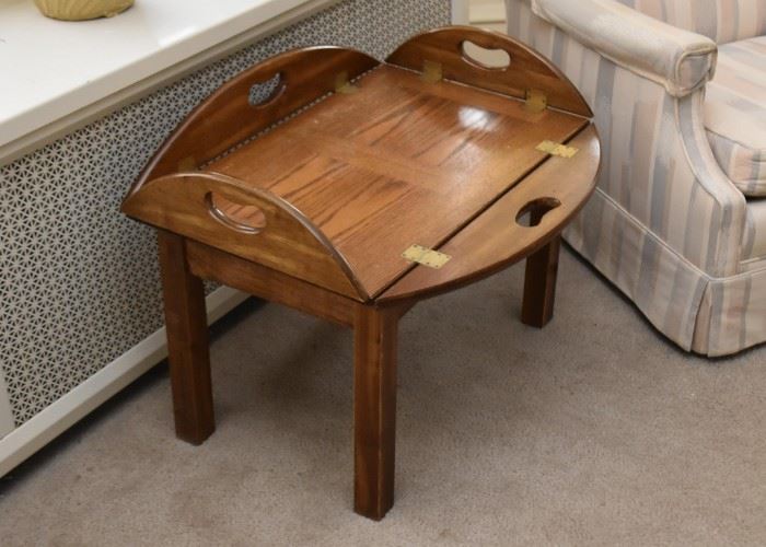 Vintage Oak Drop Leaf Coffee / Cocktail Table