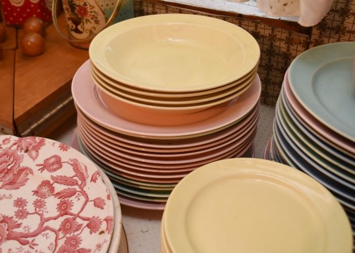 Vintage Dinnerware / Dishes