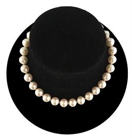 Majorca pearls from the estate of a Sarasota philanthropist