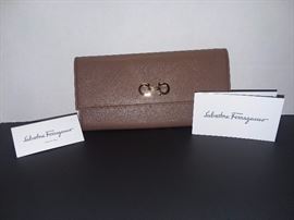 Salvatore Ferragamo Wallet (BRAND NEW!)