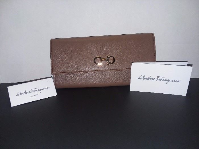 Salvatore Ferragamo Wallet (BRAND NEW!)