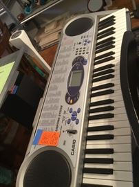 Casio LR43 with stool and stand