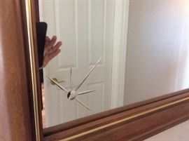 Corner detail of mirror 