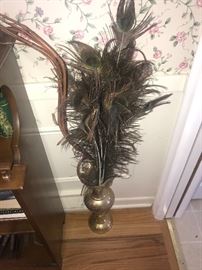 BRASS VASE WITH PEACOCK FEATHERS 