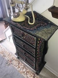 SMALL 4 DRAWER SIDE CABINET 