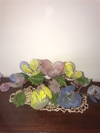 VINTAGE GLASS FLORAL ARRANGEMENT 