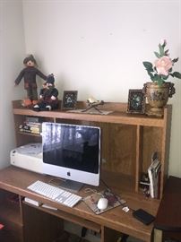 APPLE iMAC 21.5” DESKTOP COMPUTER
