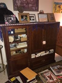 ENTERTAINMENT CENTER