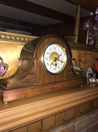 TABLE CLOCK