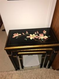 VINTAGE NESTING TABLE
