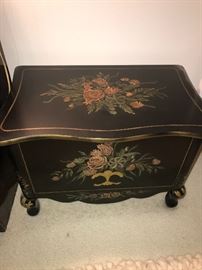 VINTAGE FURNITURE