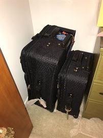 LUGGAGE 