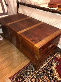 LANE CEDAR CHEST