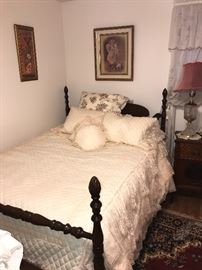 FULL SIZE BED