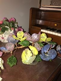 VINTAGE GLASS FLOWERS 