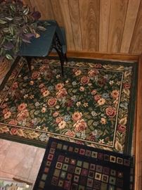 AREA RUGS
