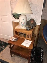 CLASSIC AM/FM RADIO SYSTEM CASSETTE PLAYER AND CD player
