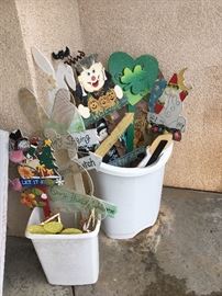 Misc. Holiday Yard Signs