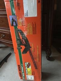 16 in. Electric Hedge Trimmer