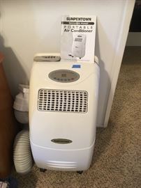 Sunpentown Portable Air Conditioner
