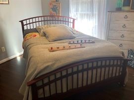 queen shaker bed frame with mattresses