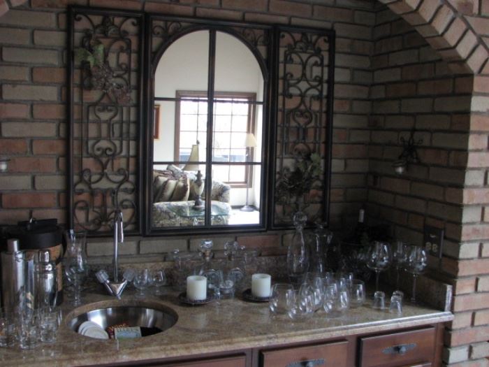 Bar / Entertaining wares