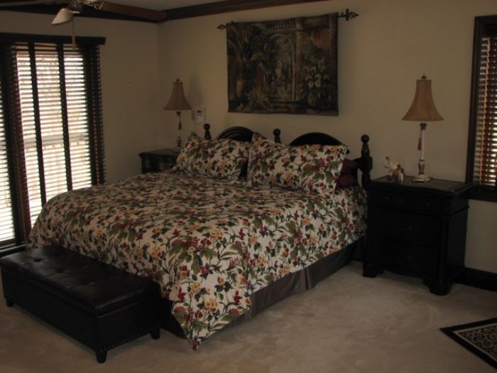 Master Bedroom w/ King bed, night stands