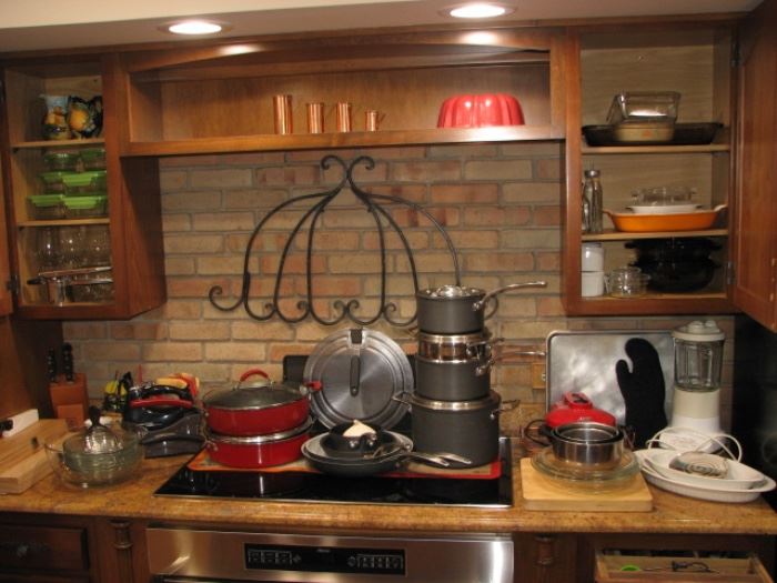 Kitchen & entertaining