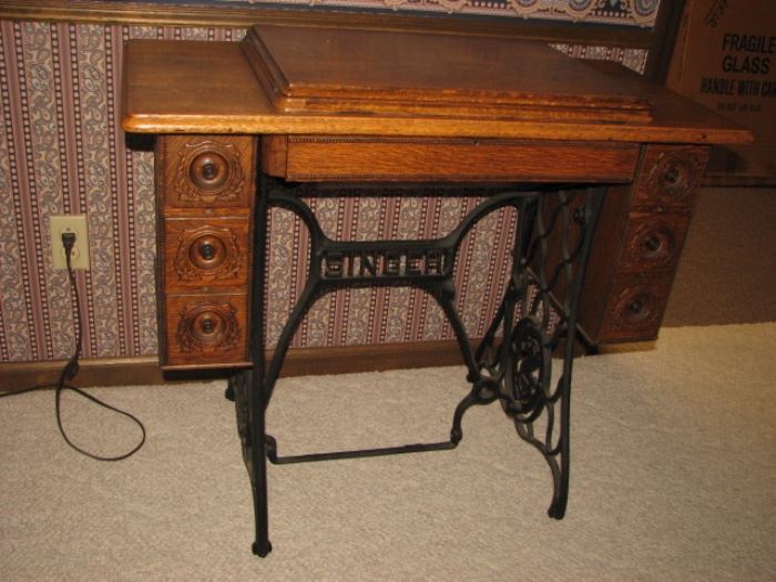 vintage singer sewing machine