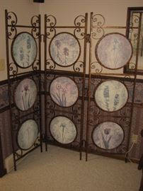 3 panel screen