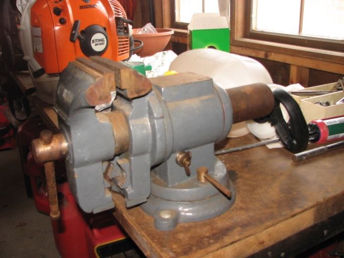 bench vise