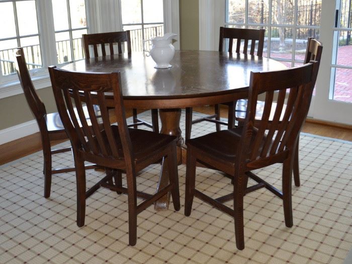 Round pedestal table with 6 Pottery Barn chairs