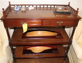 Mahogany Aesthetic Etegere 