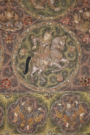 Close up Kalaga, felt tail