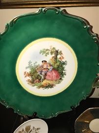ANTIQUE COLLECTIBLE PLATE 