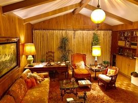 VINTAGE FURNISHINGS AND COLLECTIBLES