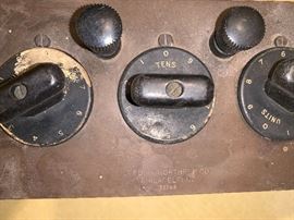 VINTAGE LEEDS AND NORTHRUP METER