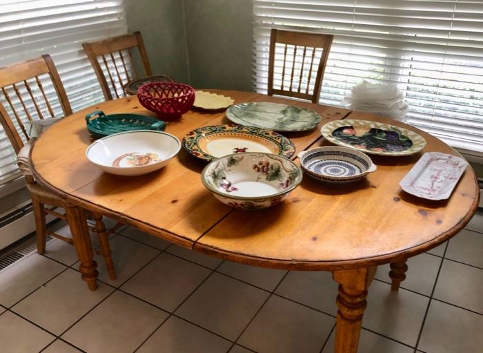 Kitchen table & chairs 