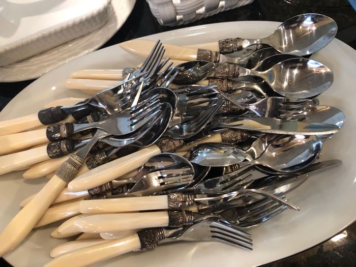 Flatware 