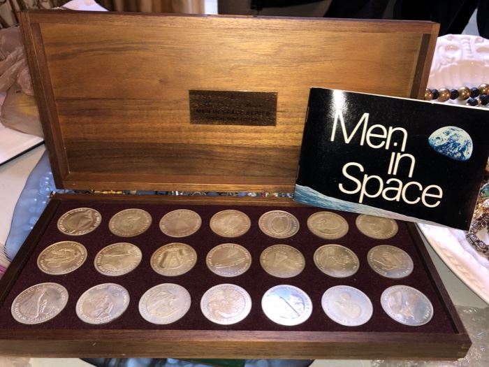 Men In Space collectible silver coins
