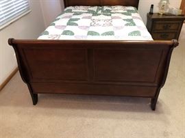 Queen Size Wood Sleigh Bed