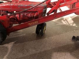 Antique Tru-Scale Metal Farm Toys