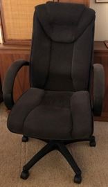 Executive Desk Chair